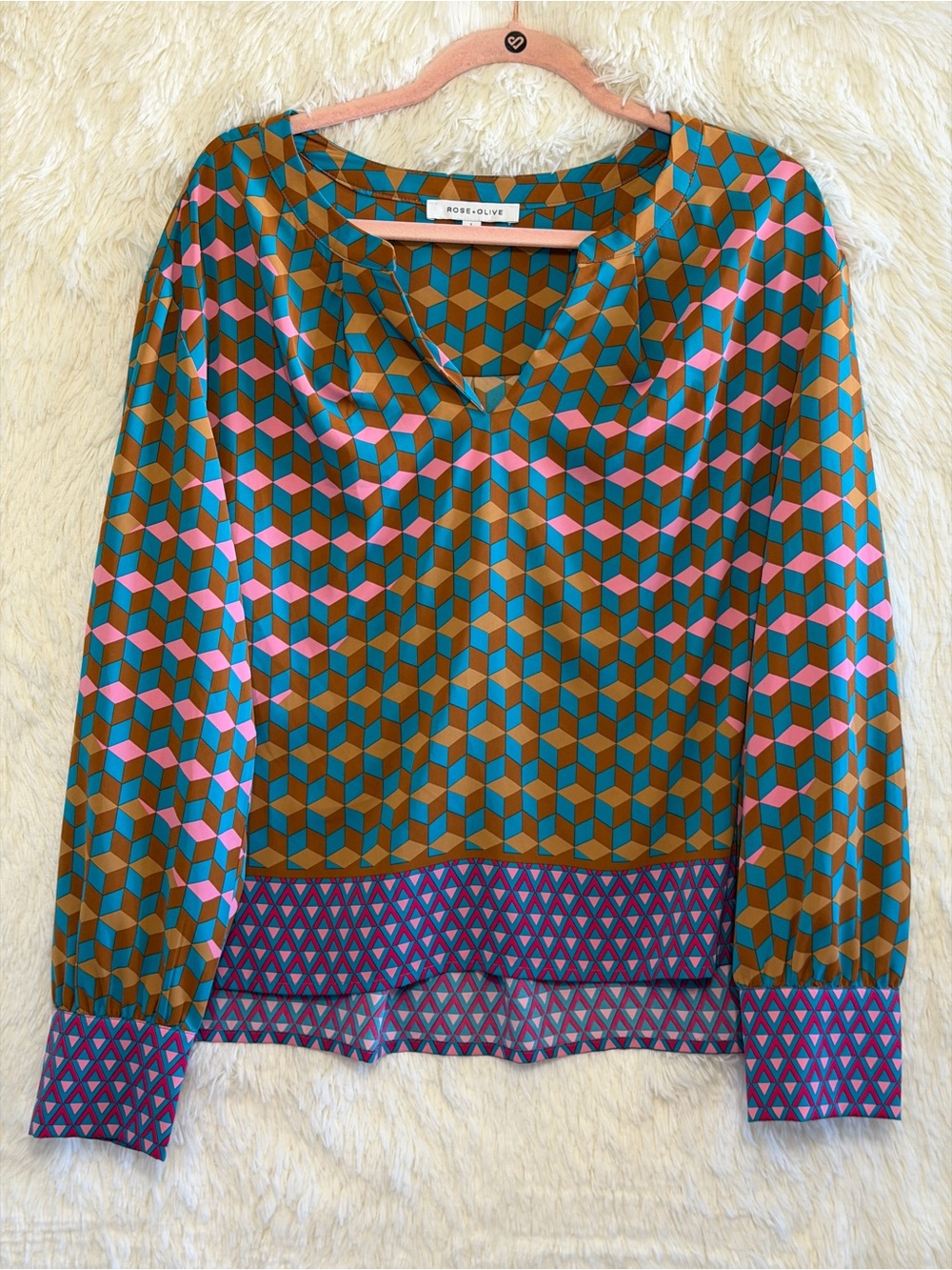 Rose+Olive Womens Artsy Geometric 3D Cube Print Top L Eclectic Boho Maximalist